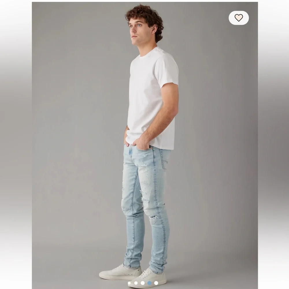 American Eagle Outfitters trendy light